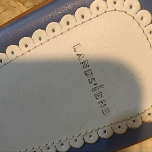 Lands End Blue & White Dressy Flip Flop Sandals - Picture 3 of 9